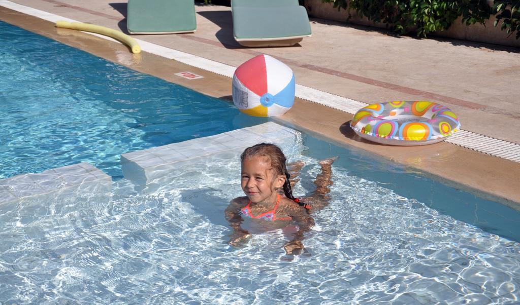 Tuncer Garden Hotel Kemer Ngoại thất bức ảnh