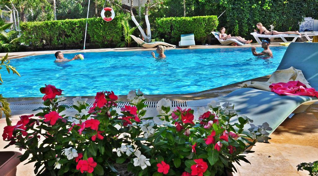 Tuncer Garden Hotel Kemer Ngoại thất bức ảnh