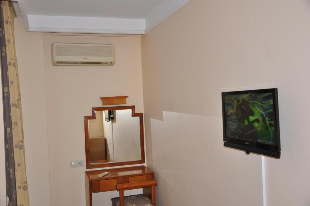 Tuncer Garden Hotel Kemer Phòng bức ảnh