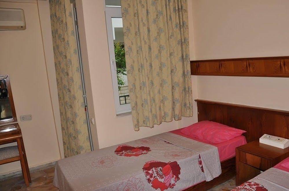 Tuncer Garden Hotel Kemer Ngoại thất bức ảnh