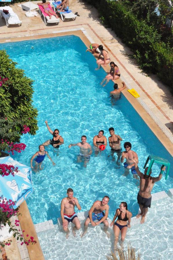 Tuncer Garden Hotel Kemer Ngoại thất bức ảnh